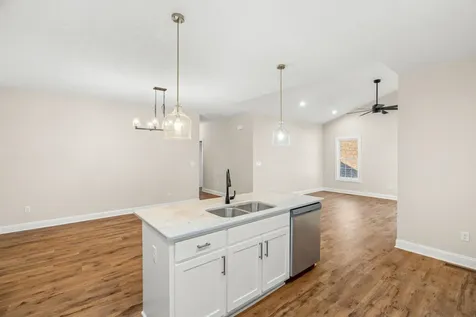68 Fossil Drive Stuarts Draft VA 24477