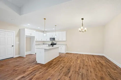 68 Fossil Drive Stuarts Draft VA 24477