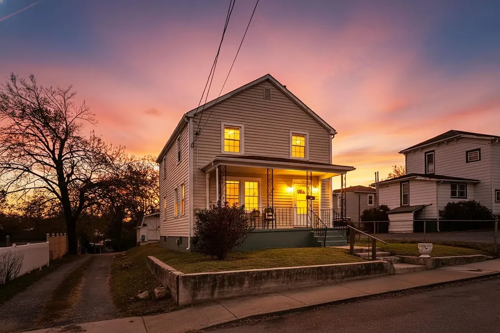 712 Nelson Street Staunton VA 24401
