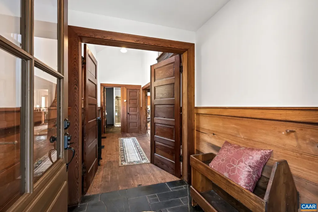 9712 Old Green Mountain Road Esmont VA 22937