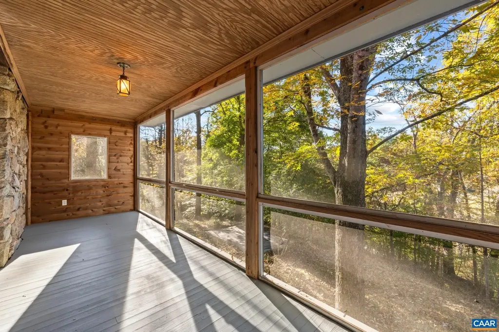 9712 Old Green Mountain Road Esmont VA 22937