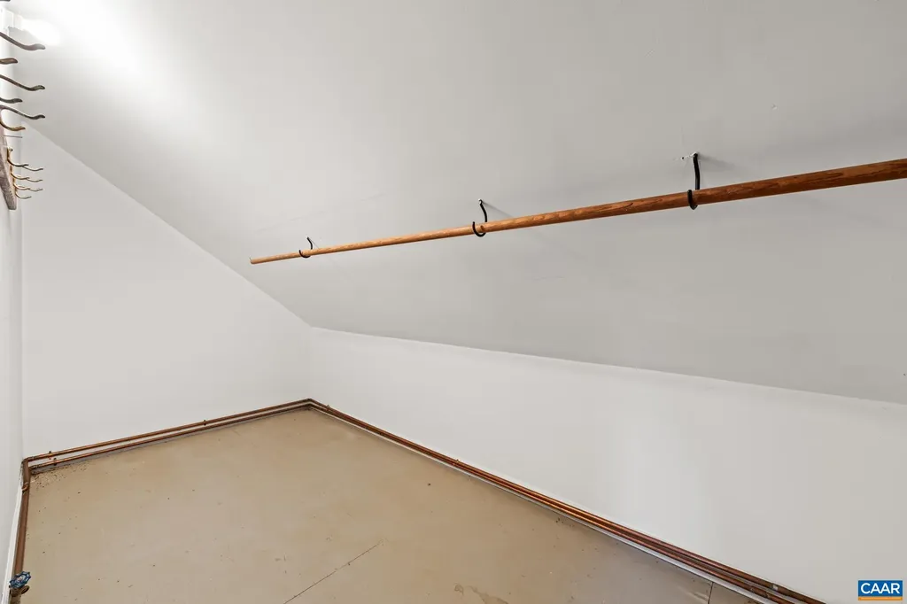 9712 Old Green Mountain Road Esmont VA 22937