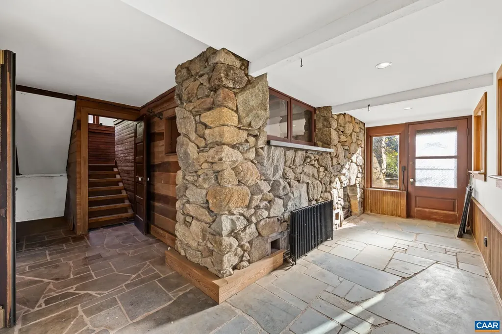 9712 Old Green Mountain Road Esmont VA 22937