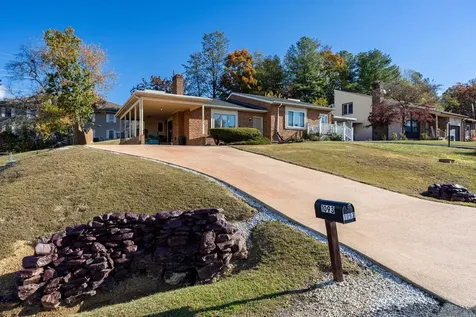 1093 Rosedale Drive Rockingham VA 22801