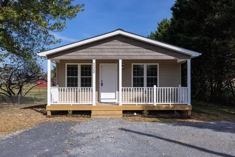 223 Fairview Road Luray VA 22835