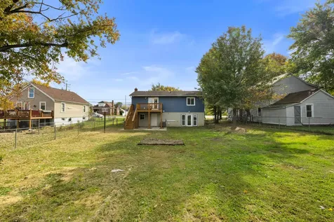 421 Charlotte Avenue N Waynesboro VA 22980
