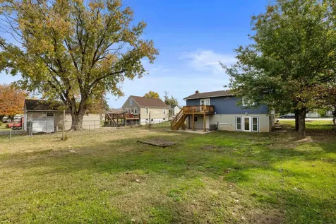 421 Charlotte Avenue N Waynesboro VA 22980
