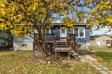 421 Charlotte Avenue N Waynesboro VA 22980