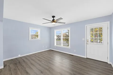 421 Charlotte Avenue N Waynesboro VA 22980