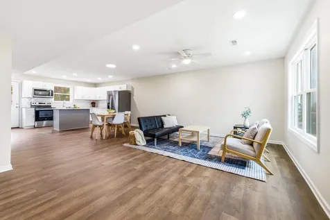 127 21st Street Grottoes VA 24441