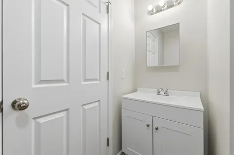 127 21st Street Grottoes VA 24441