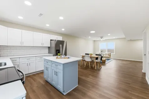 125 21st Street Grottoes VA 24441