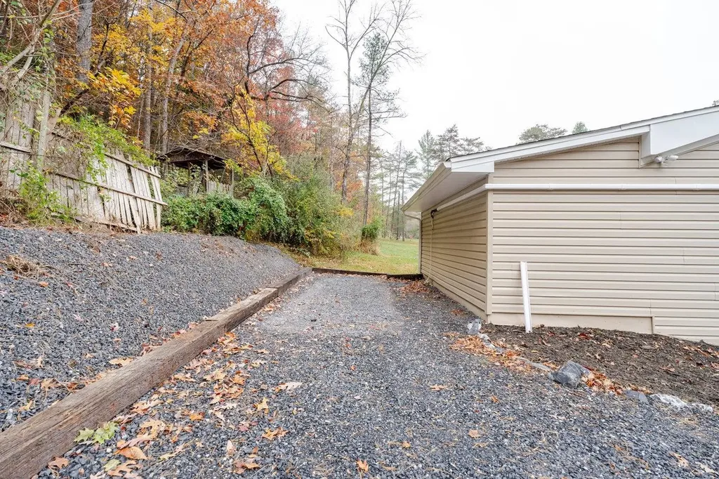 10545 Falling Pine Lane Dayton VA 22821