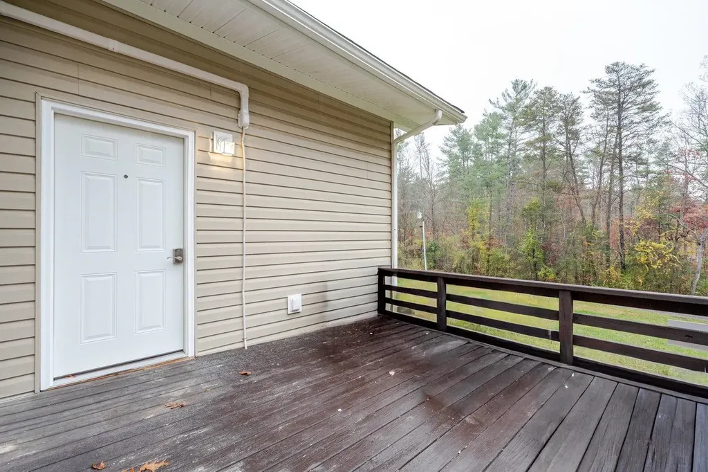 10545 Falling Pine Lane Dayton VA 22821