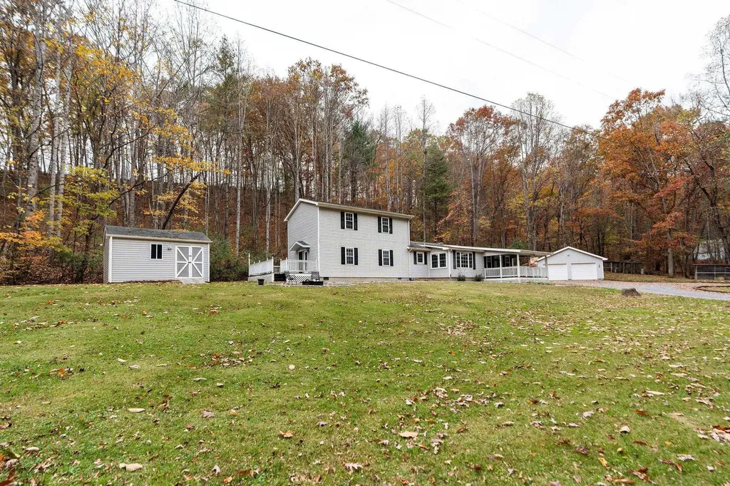 887 Bright Hollow Road Deerfield VA 24432