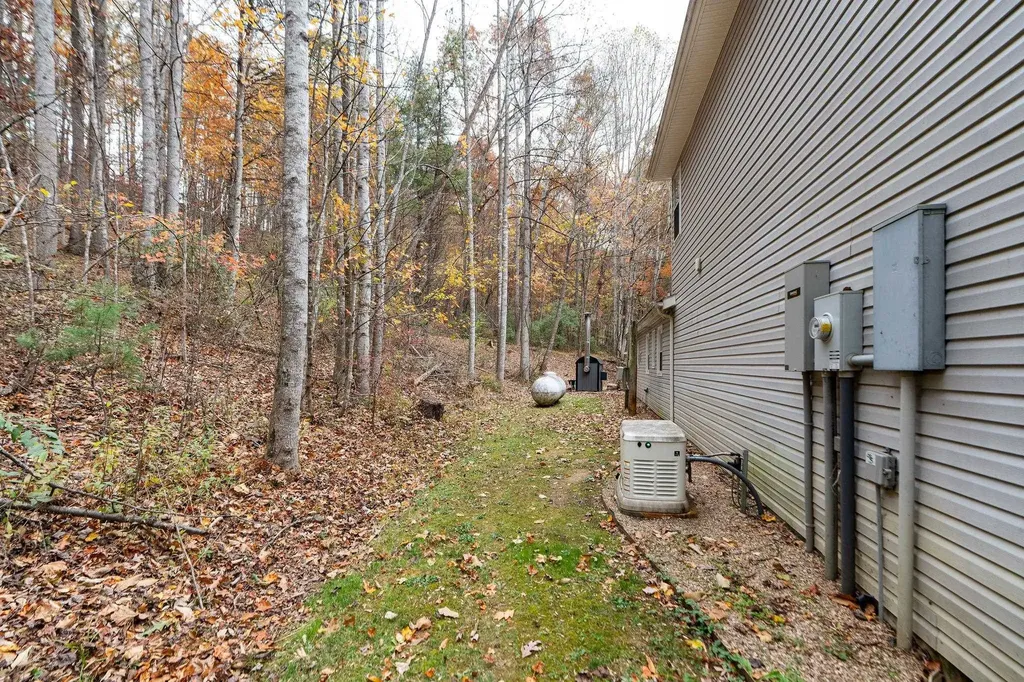 887 Bright Hollow Road Deerfield VA 24432