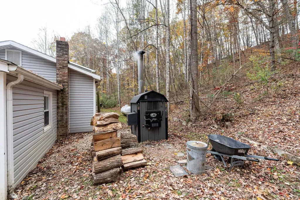 887 Bright Hollow Road Deerfield VA 24432