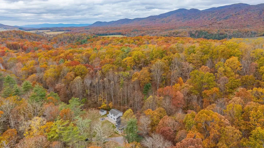 887 Bright Hollow Road Deerfield VA 24432