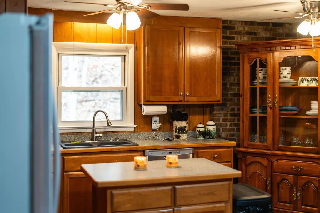 887 Bright Hollow Road Deerfield VA 24432