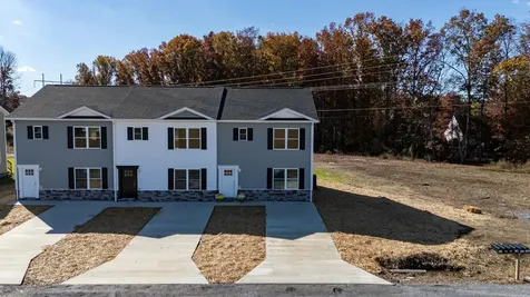 129 21st Street Grottoes VA 24441