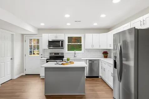 129 21st Street Grottoes VA 24441