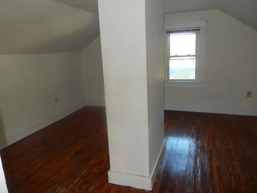 2658 North East Side Highway Elkton VA 22827