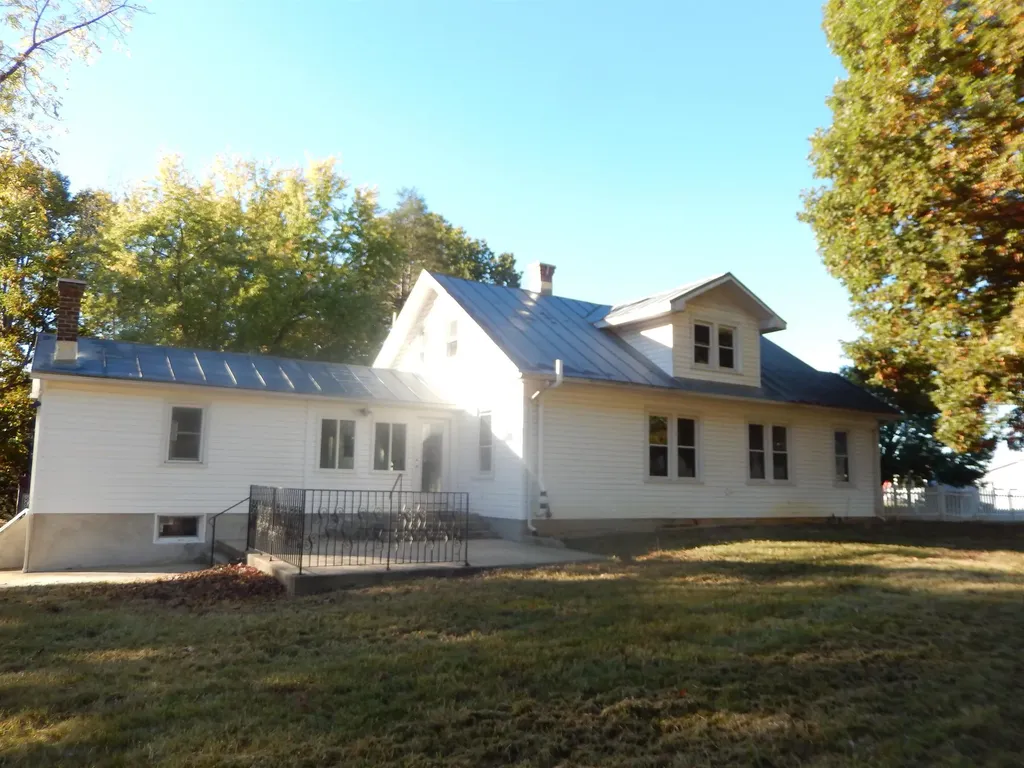 2658 North East Side Highway Elkton VA 22827