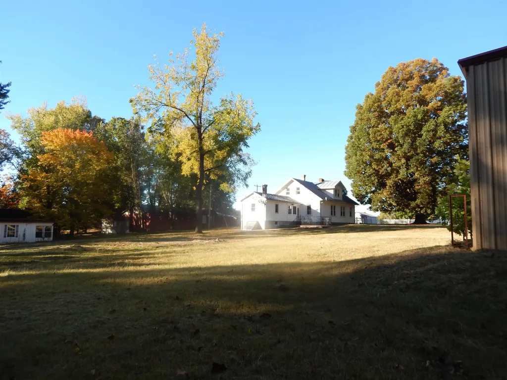 2658 North East Side Highway Elkton VA 22827