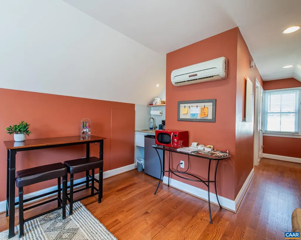 6505 Gordonsville Road Keswick VA 22947