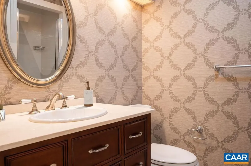 253 East Jefferson Street Charlottesville VA 22902