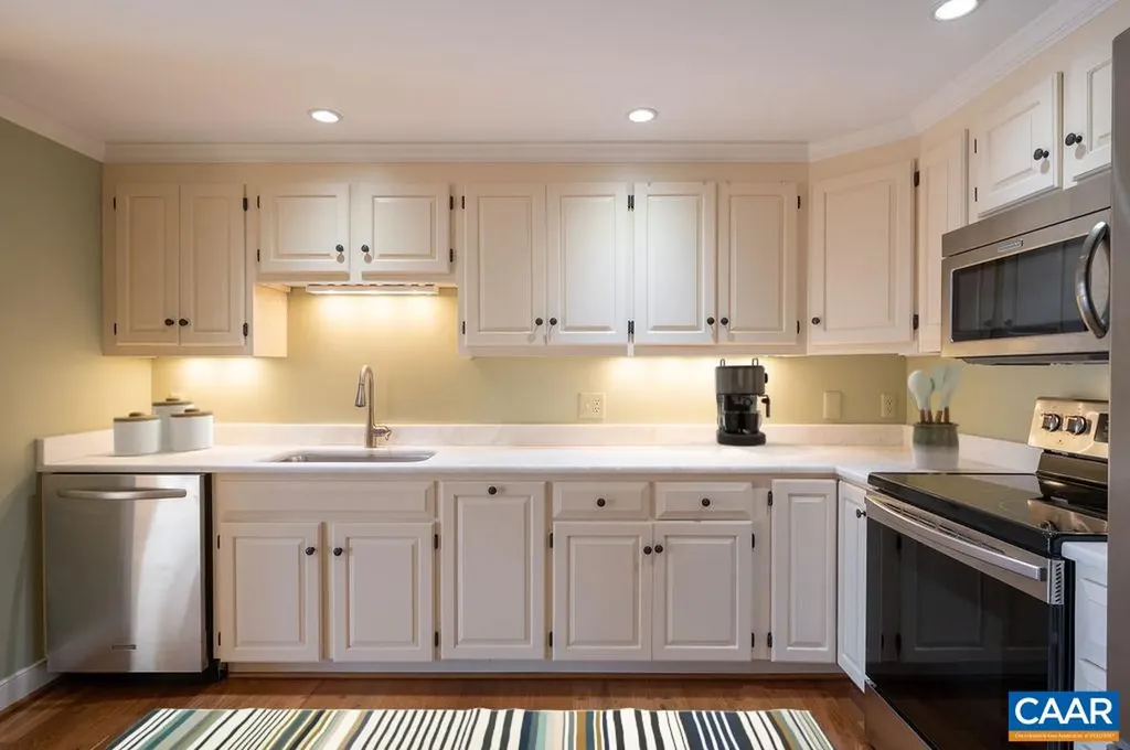 253 East Jefferson Street Charlottesville VA 22902