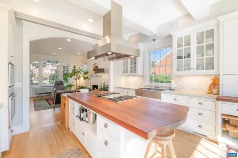 674 Evergreen Avenue Charlottesville VA 22902