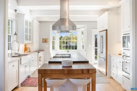 674 Evergreen Avenue Charlottesville VA 22902