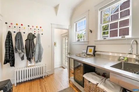 674 Evergreen Avenue Charlottesville VA 22902