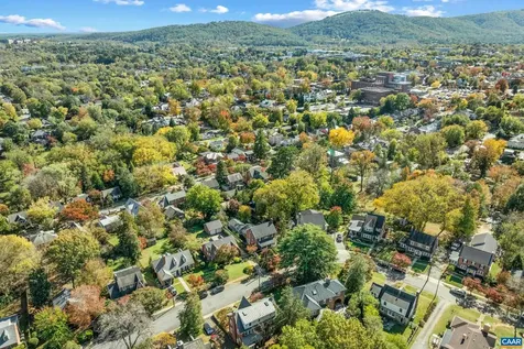 674 Evergreen Avenue Charlottesville VA 22902