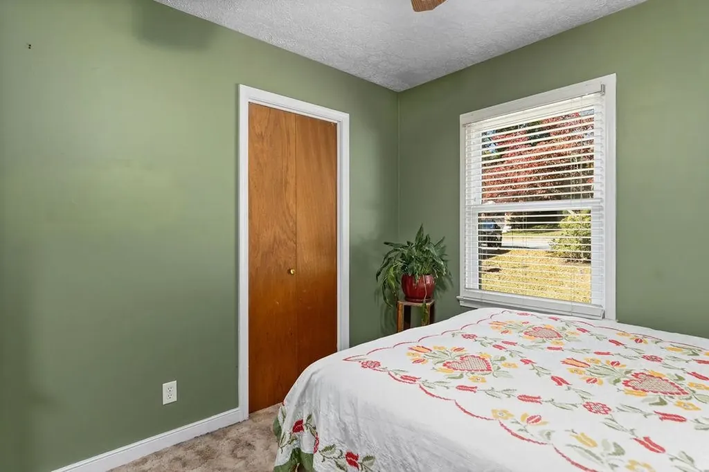 1018 Glendale Road Charlottesville VA 22901