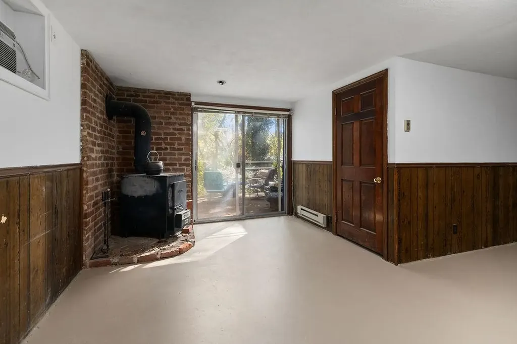 1018 Glendale Road Charlottesville VA 22901