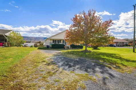 5158 Boxwood Drive Mt Jackson VA 22842