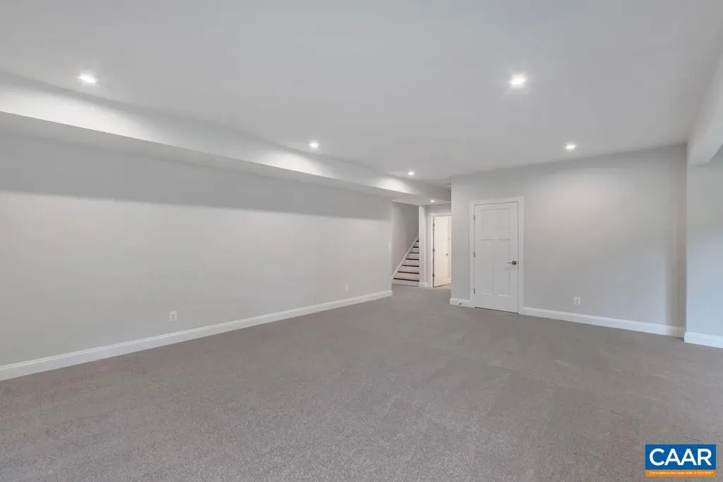 13 Sablewood Drive Charlottesville VA 22911