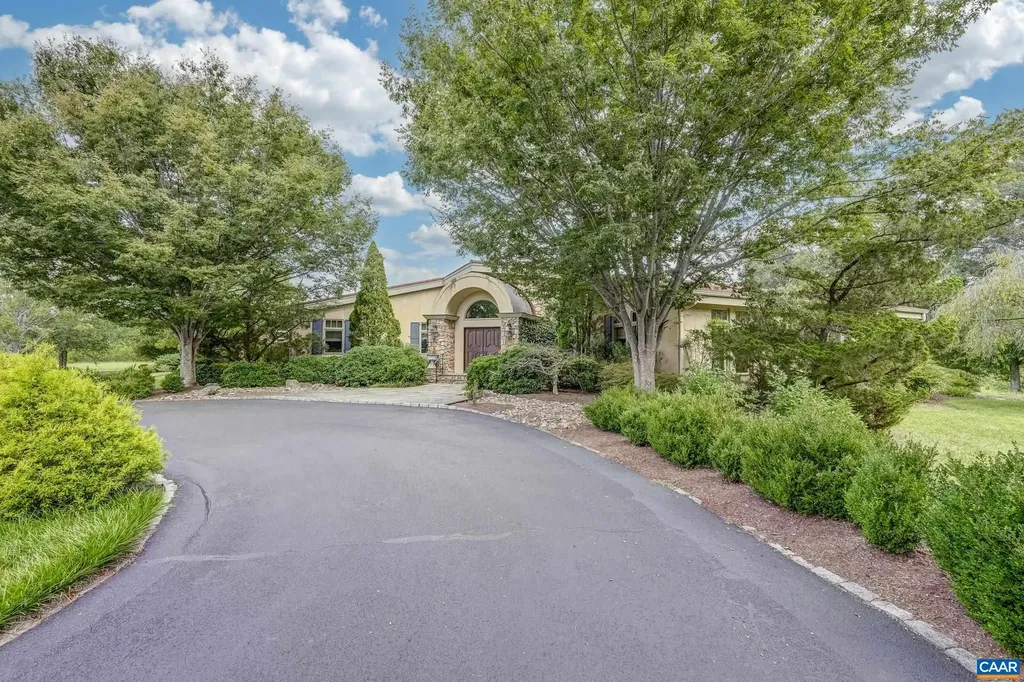 4798 Barn Field Drive Keswick VA 22947