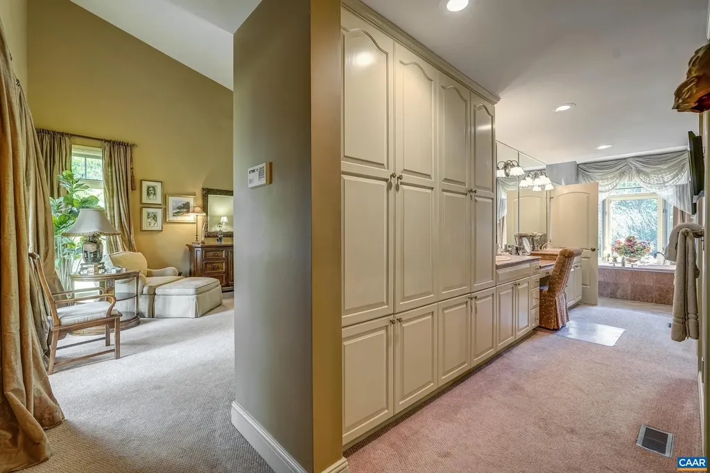 4798 Barn Field Drive Keswick VA 22947