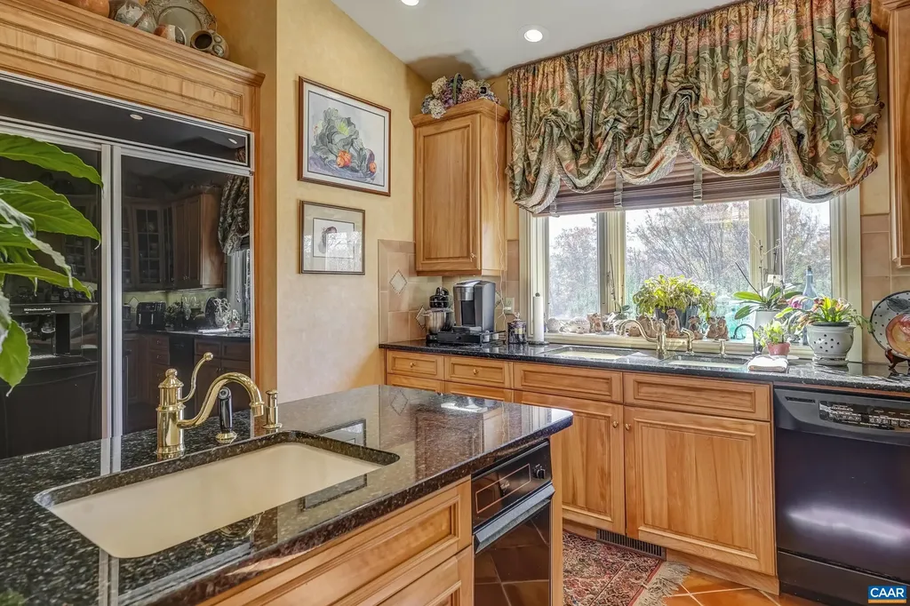 4798 Barn Field Drive Keswick VA 22947