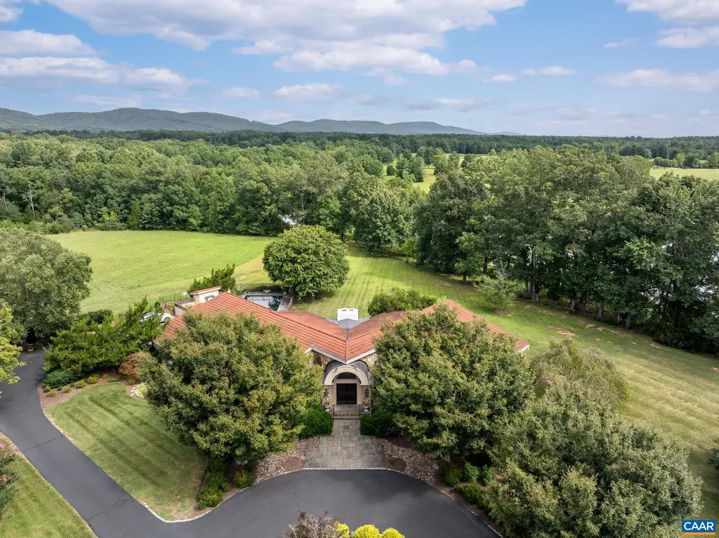 4798 Barn Field Drive Keswick VA 22947