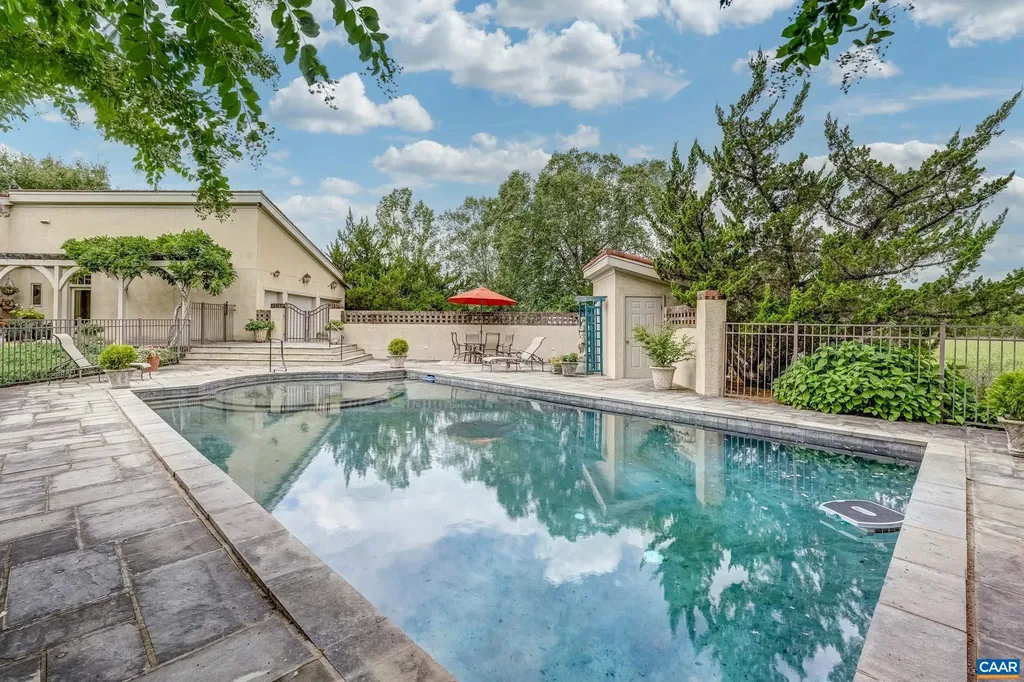 4798 Barn Field Drive Keswick VA 22947