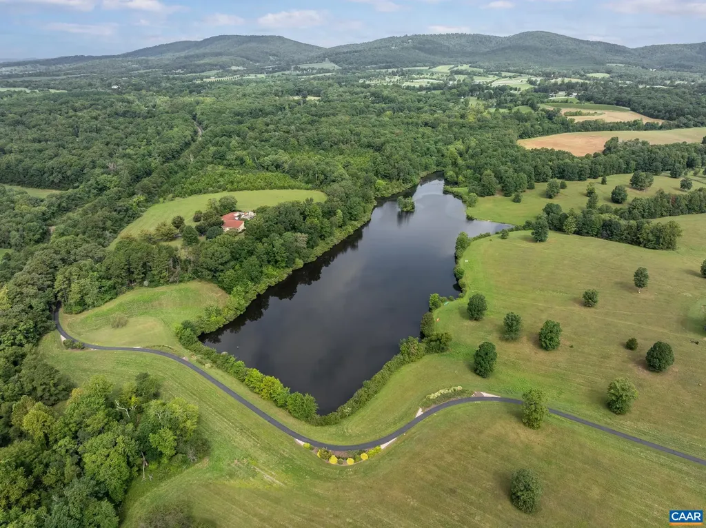 4798 Barn Field Drive Keswick VA 22947