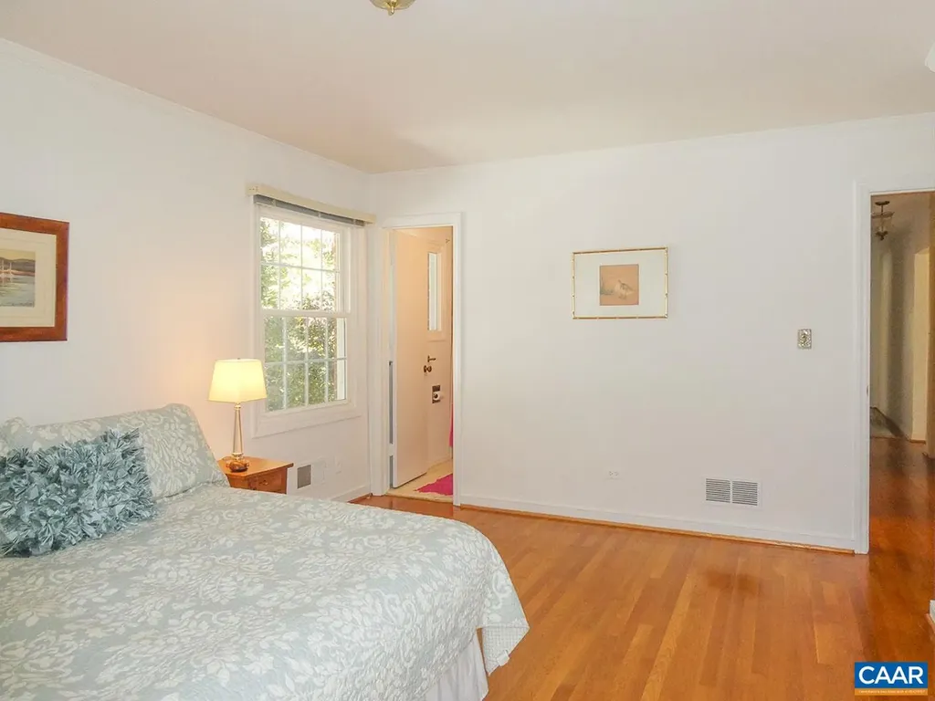 107 Elkhorn Road Charlottesville VA 22903