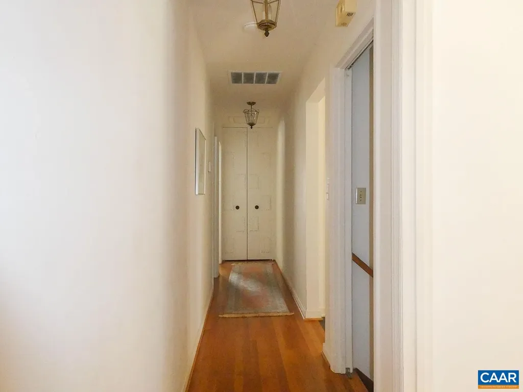 107 Elkhorn Road Charlottesville VA 22903