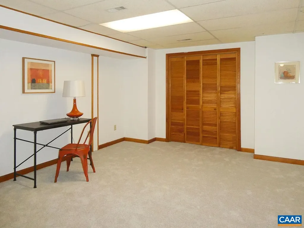 107 Elkhorn Road Charlottesville VA 22903