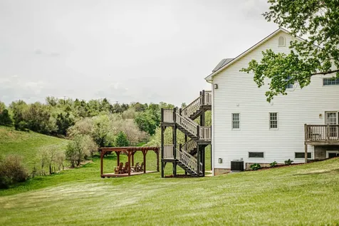1329 Commerce Road Staunton VA 24401