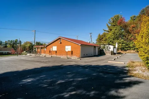 2323 West Main Street Waynesboro VA 22980